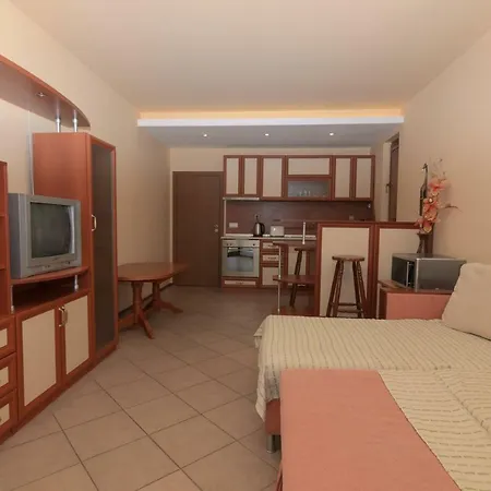 Apartment In Sundance Village *